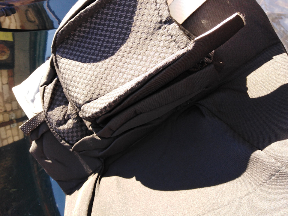 Наконец пришли обивки, маленькая не приятность в виде летающей туманки ...