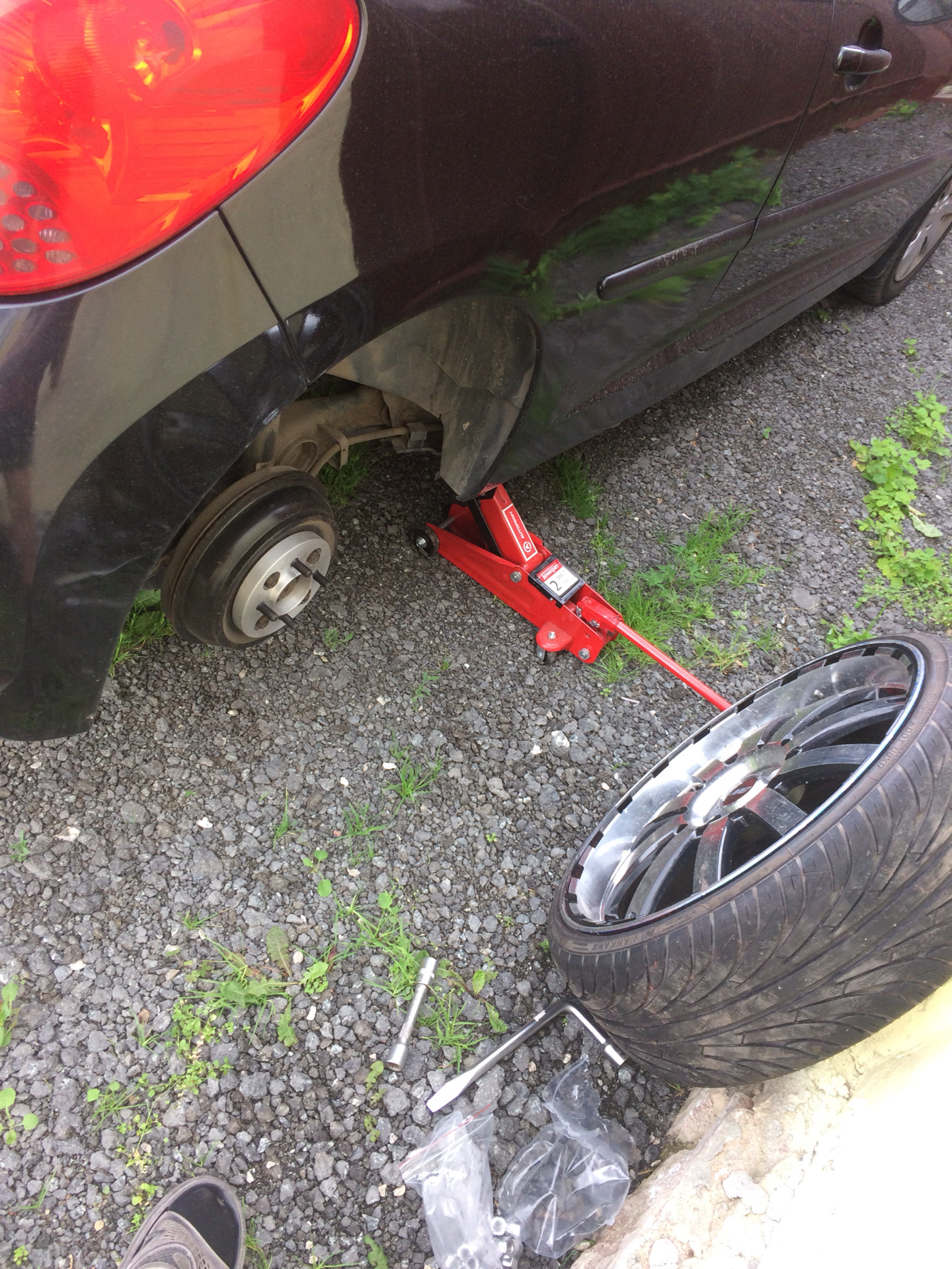 Переобулись на лето)) — Peugeot 207, 1,4 л, 2008 года | колёсные диски ...