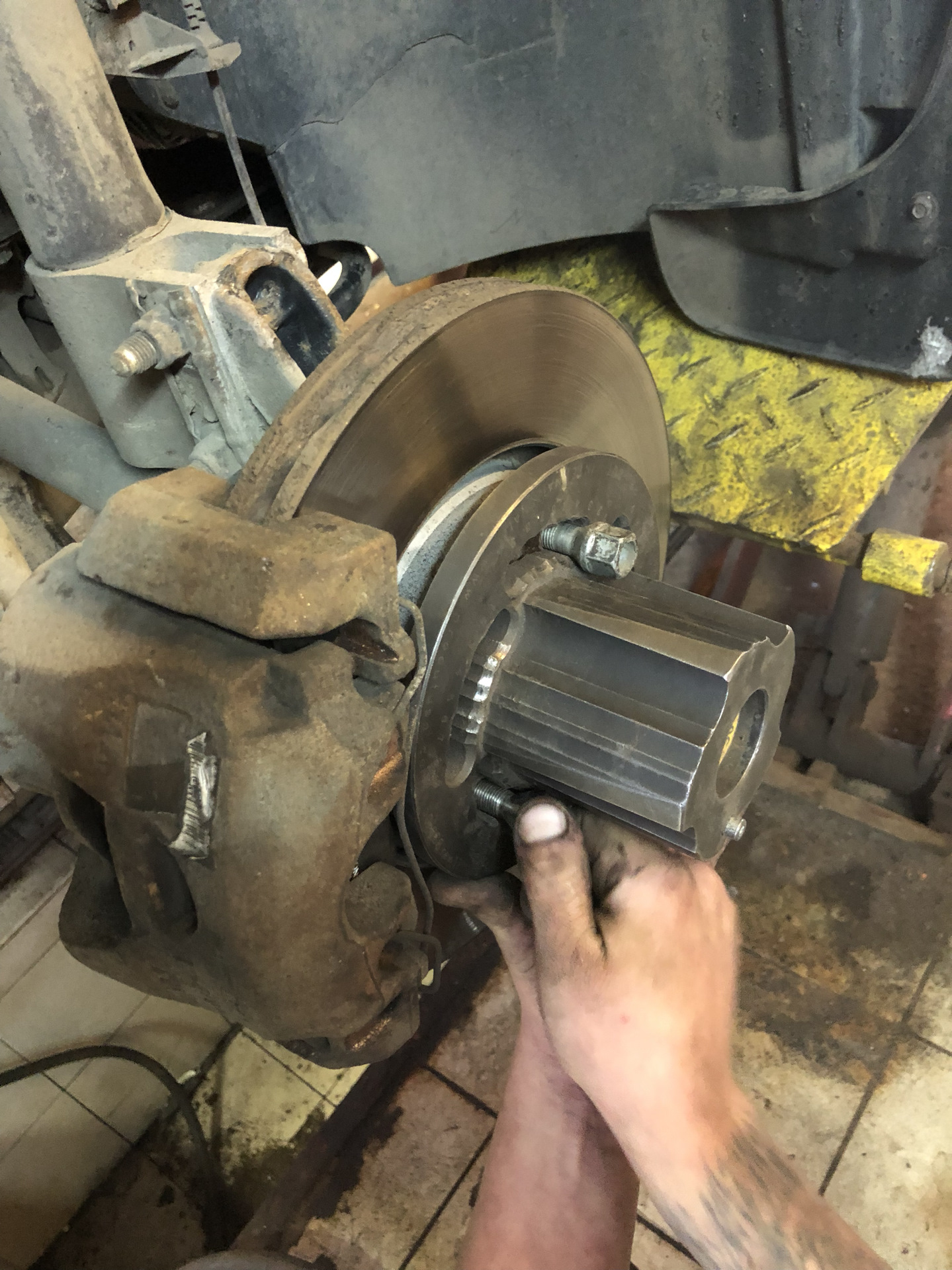 Биение руля на скорости 100 120. Биение руля на скорости 100 120. Бортик на тормозном диске. Биение руля на скорости 100 120. Биение руля на скорости 100 120.