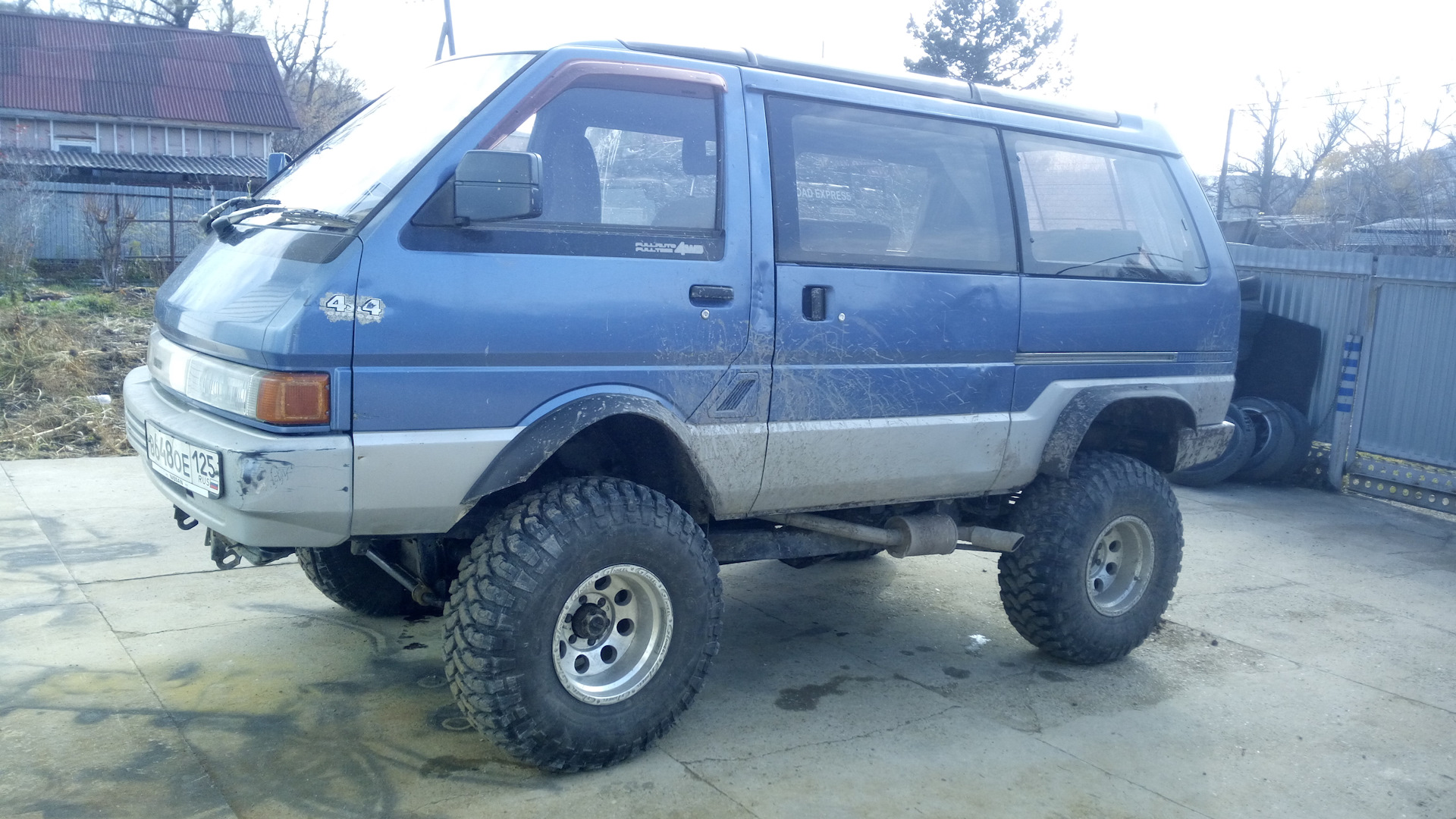 Кузова ниссан ларго. Ниссан Ларго с22. Ниссан Ларго 1993. Nissan largo 31 колеса. Лифтованный Ниссан Ларго.