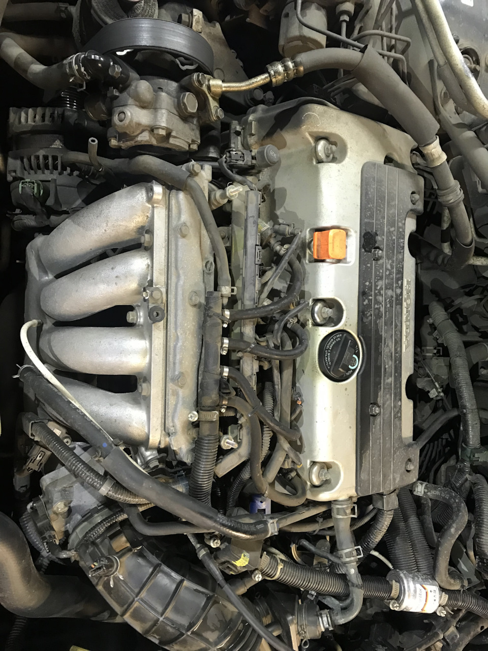 Чистка промывка дросселя и коллектора — Honda Accord (7G), 2 л., 2003 ...