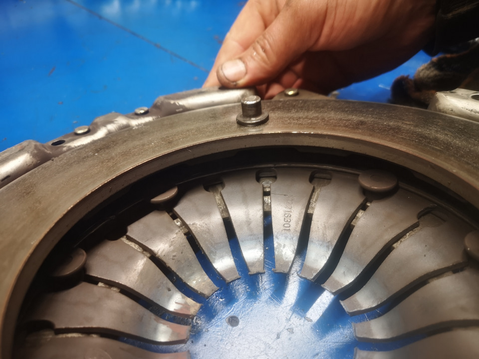 Замена сцепления. умер подшипник в маховике — УАЗ Patriot, 2,7 л., 2017 ...