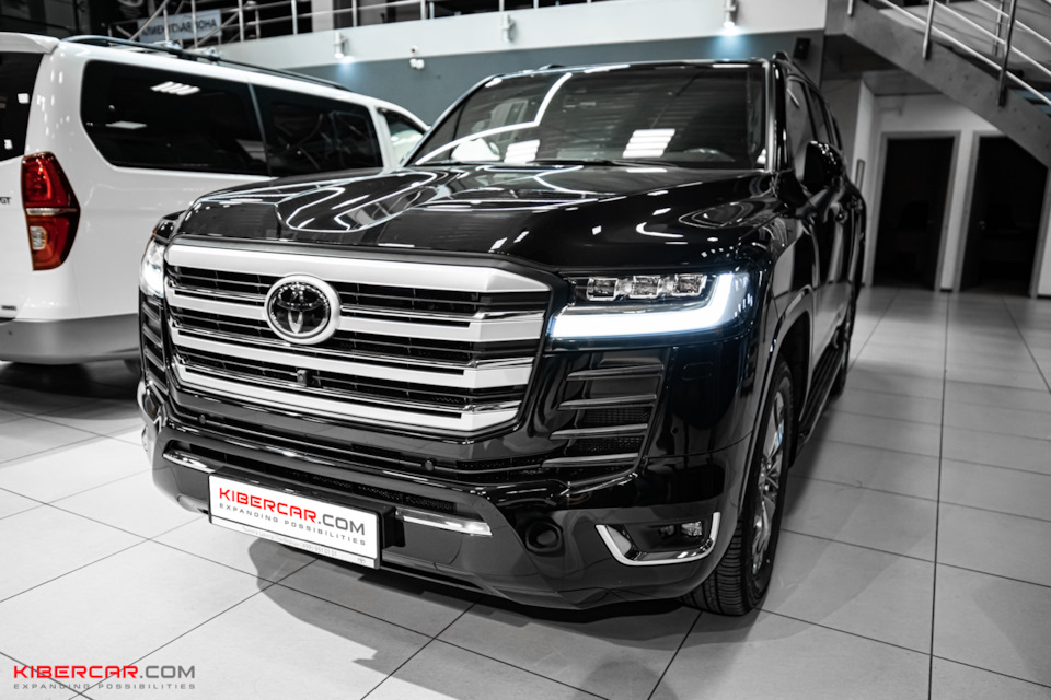 Установка доводчиков дверей на Toyota Land Cruiser 300 — KiberCar ...