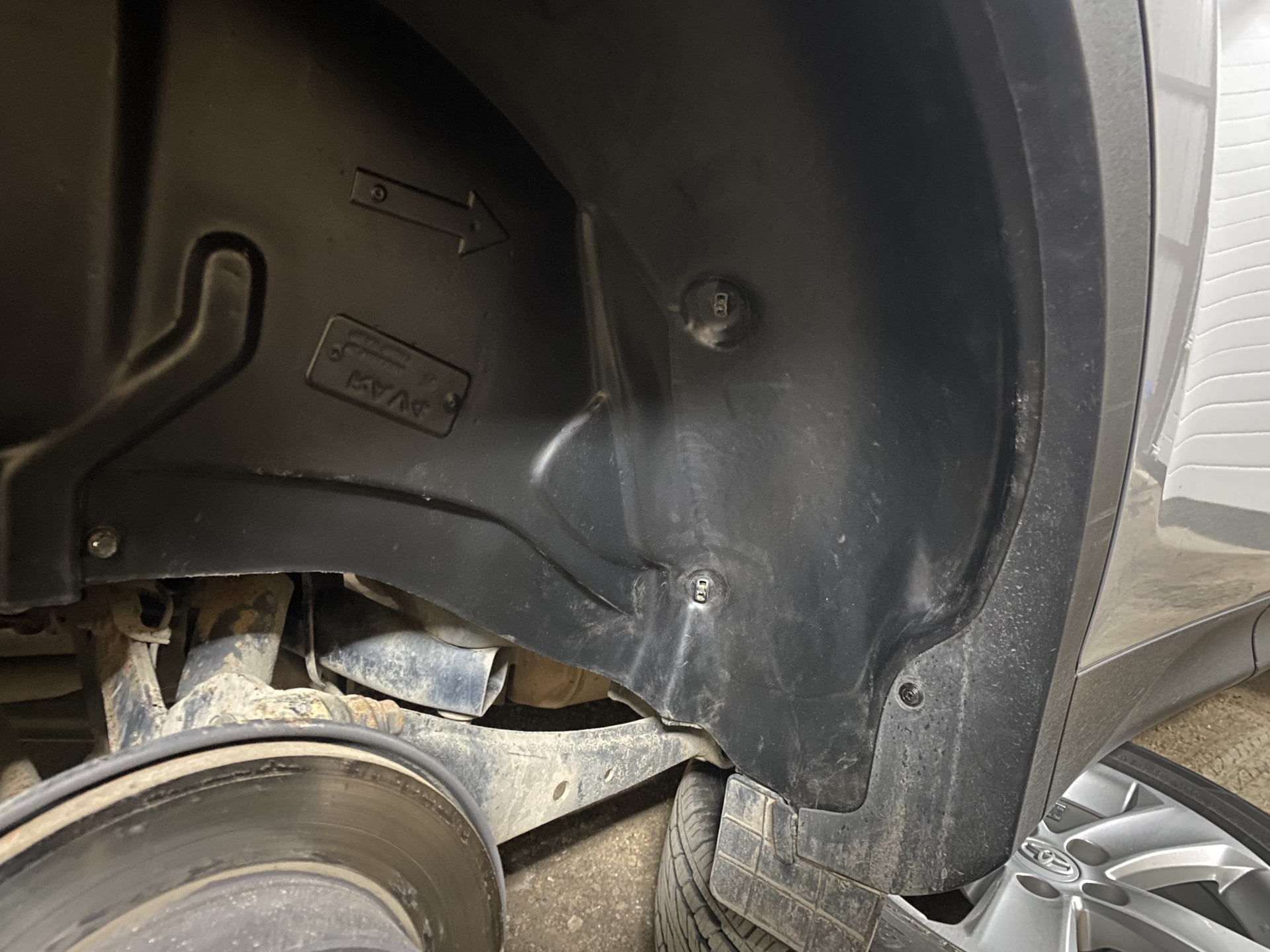 Подкрылки — Toyota RAV4 (IV), 2 л, 2013 года | своими руками | DRIVE2