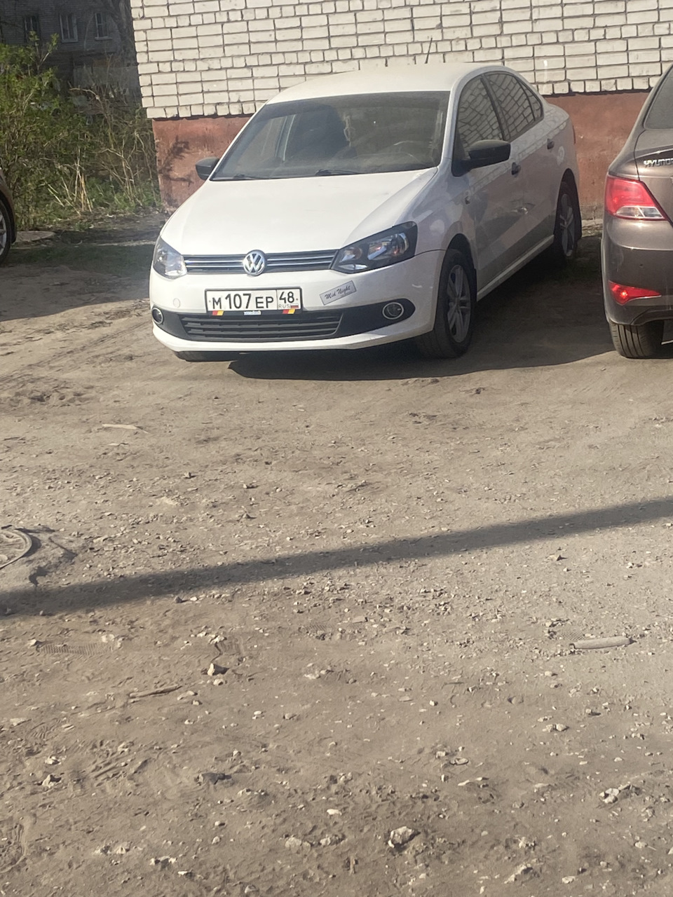 Запчасти приехали, или как поли 4 дня стоит — Volkswagen Polo Sedan, 1,6 л,  2013 года | запчасти | DRIVE2