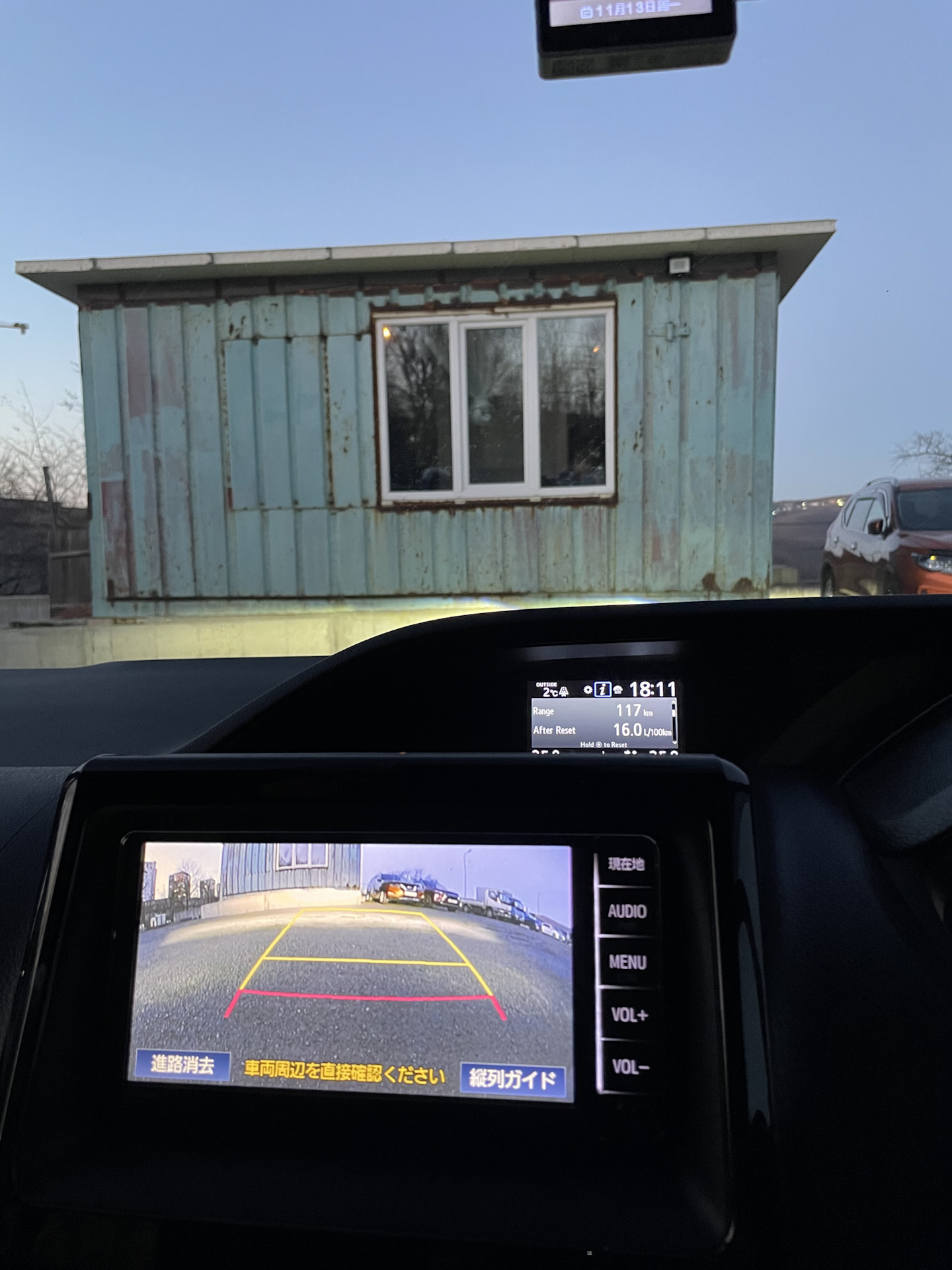 Передняя-парковочная камера — Toyota Esquire, 2 л, 2019 года | тюнинг ...
