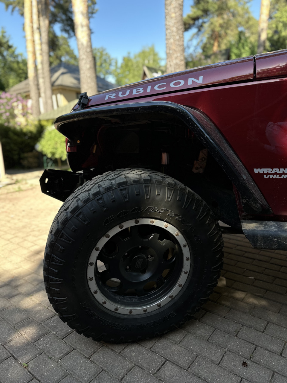 Wrangler JK on 32 Wheels