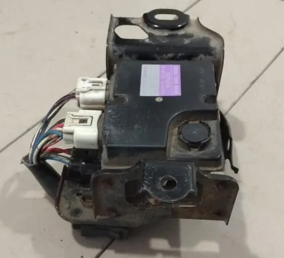 Toyota land cruiser 200 блок управления турбинами. 89840-60011 блок управления турбиной. блок управления турбиной ленд крузер 200. блок управления турбинами toyota land cruiser 200 diesel. 5 дизель.