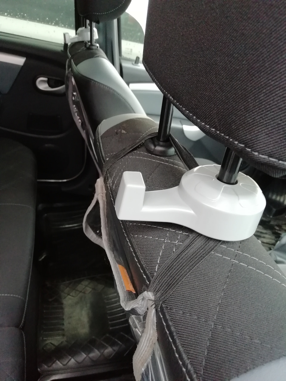 fUAAAgByqOA 960 крепление телефона в ларгусе