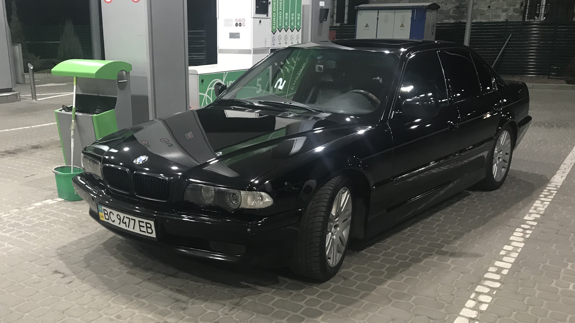 BMW 7 series (E38) 4.4 бензиновый 1997 | Черный черный бумер на DRIVE2