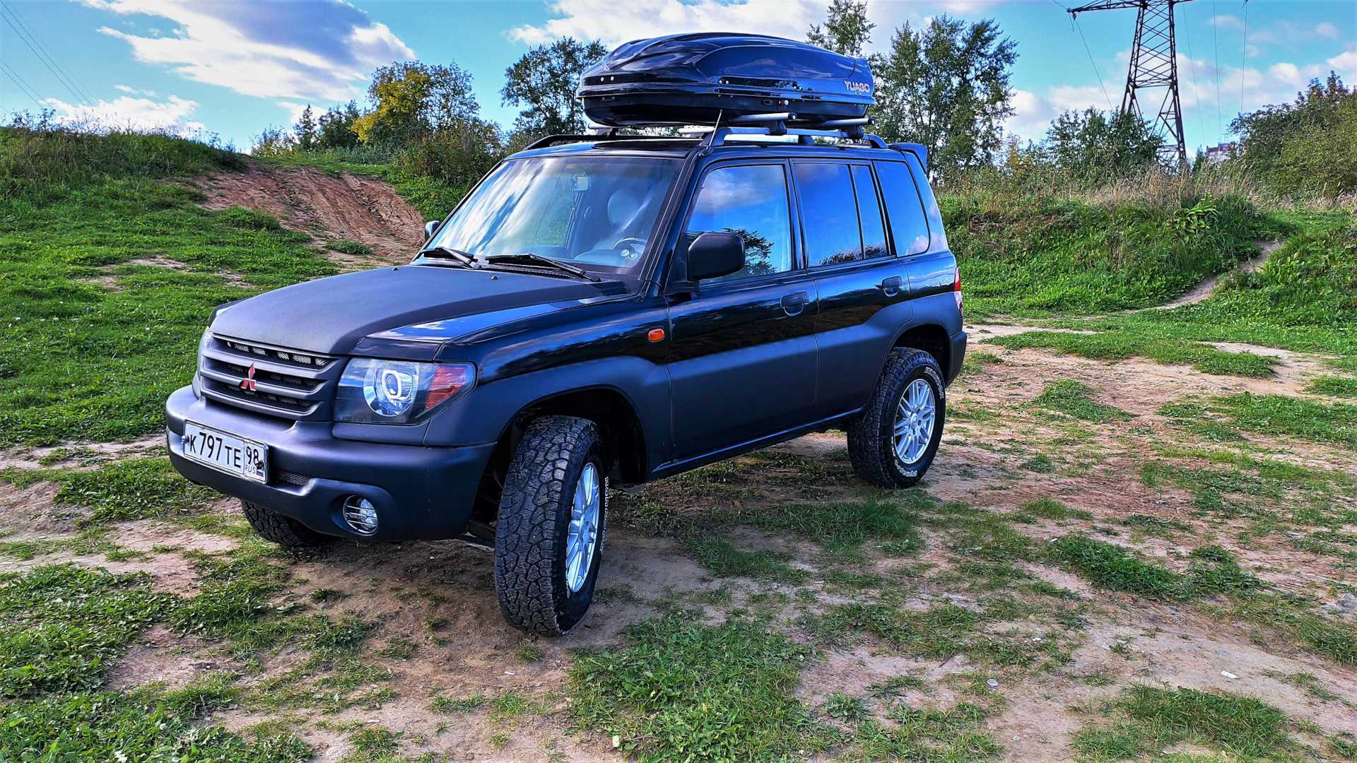 Митсубиси паджеро пинин отзывы. Mitsubishi Pajero Pinin. Паджеро Пинин 2002. Mitsubishi Pajero Pinin оффроуд. MMC Pajero Pinin.