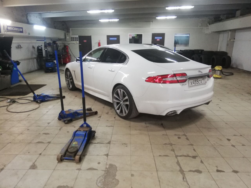 Шуруп, заплатка шины — Jaguar XF (1G), 3 л, 2012 года | поломка | DRIVE2