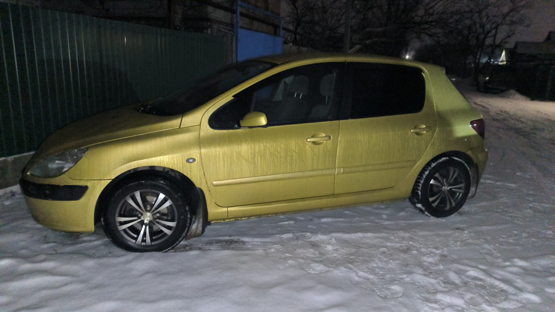 Первые проблемы по электрике Peugeot 307 — Peugeot 307, 2 л, 2002 года |  электроника | DRIVE2