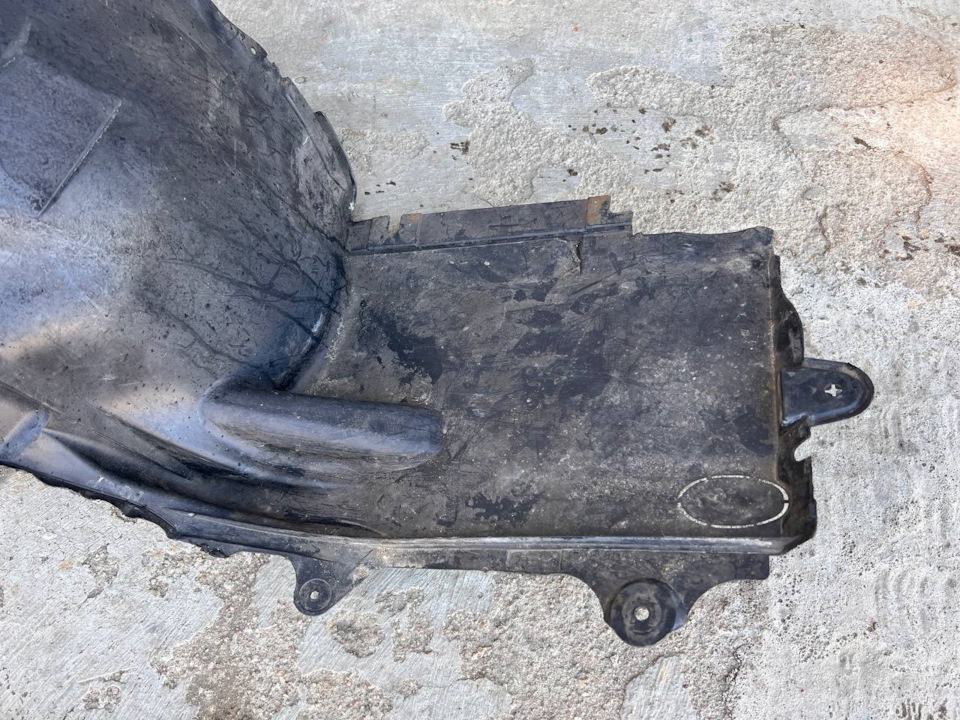 Подкрылок передний правый (основная часть) BMW e46 купе на BMW 3 series ...