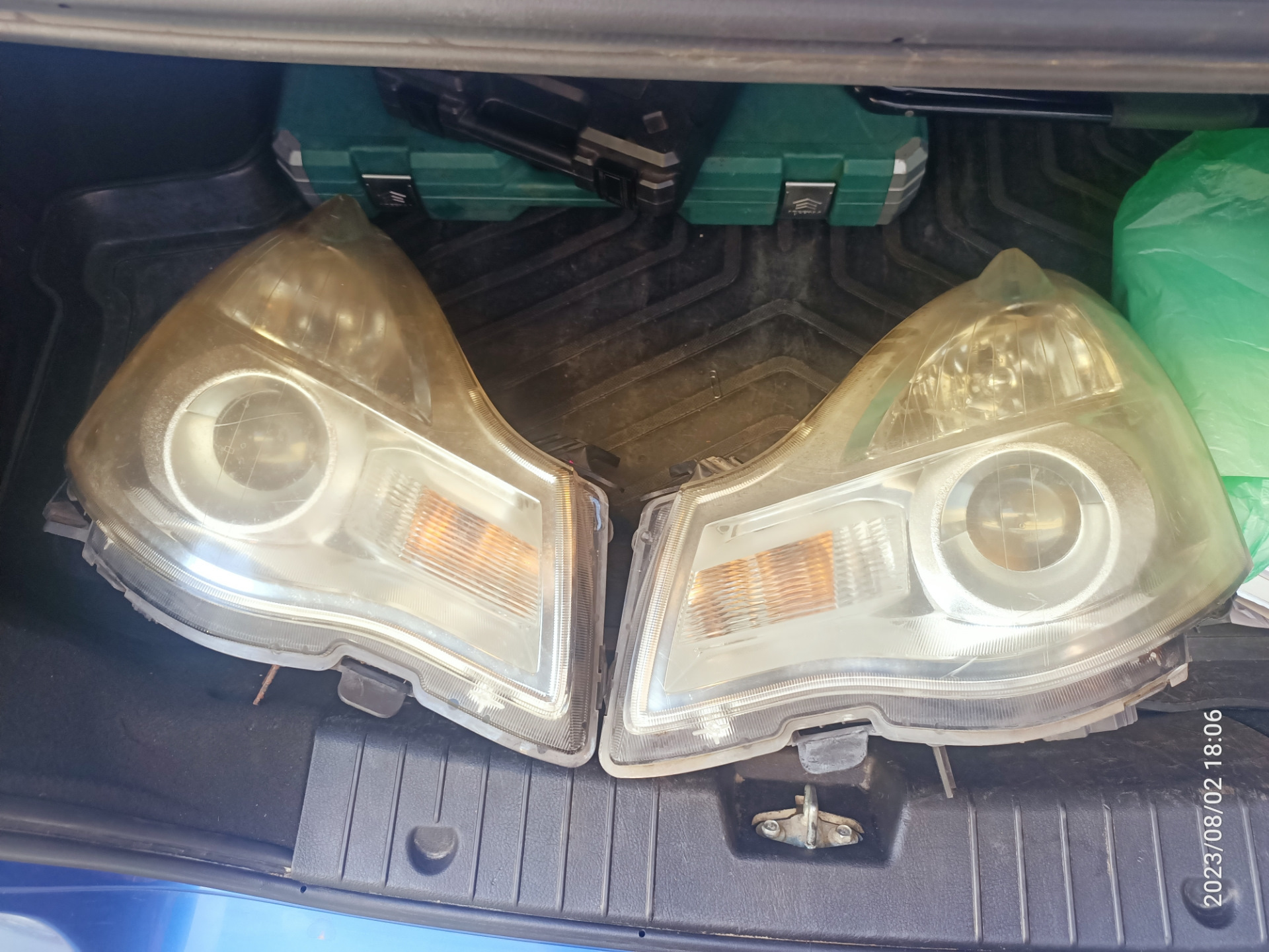 Би лед фары в ниссан альмеру G15 — Nissan Almera V (G11/15), 1,6 л ...