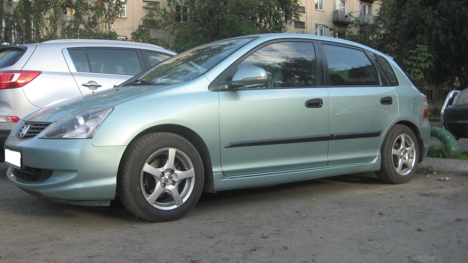 Honda civic моргает d