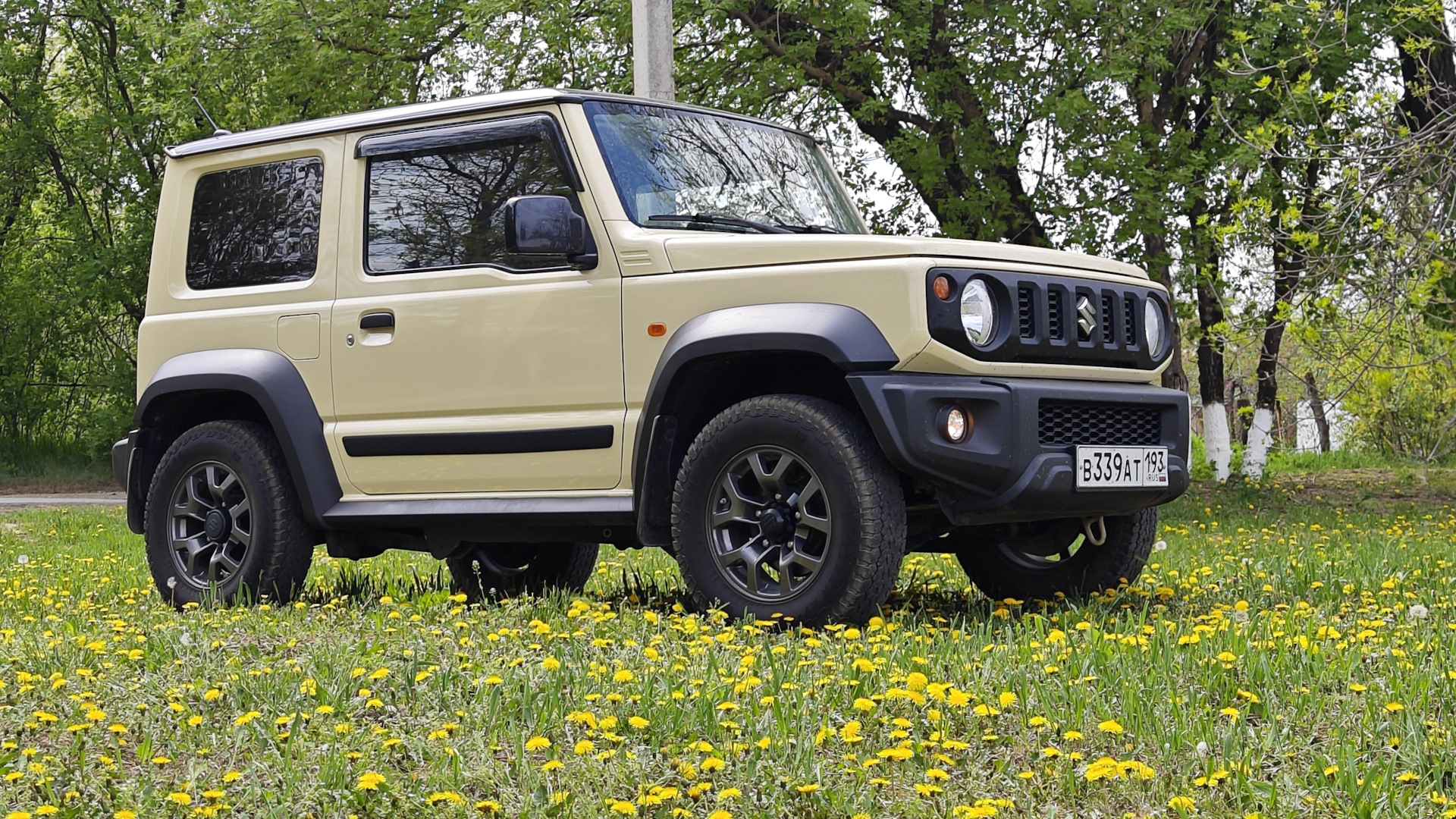 Продажа Suzuki Jimny (2018) 2020 (бензин, МКПП) — с историей обслуживания —  DRIVE2.RU