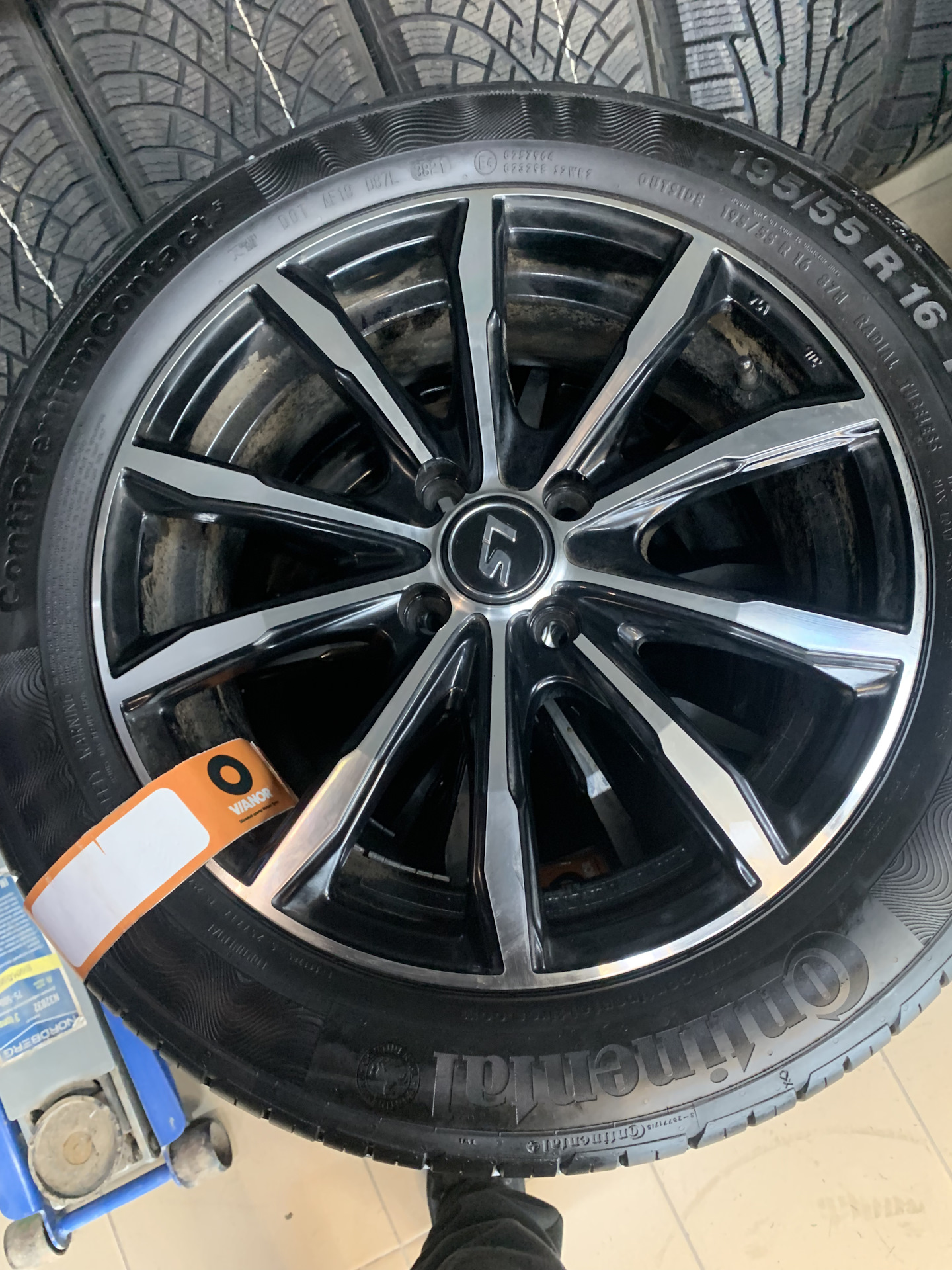 Колеса р16 на лето — Hyundai Solaris, 1,6 л, 2015 года | колёсные диски ...