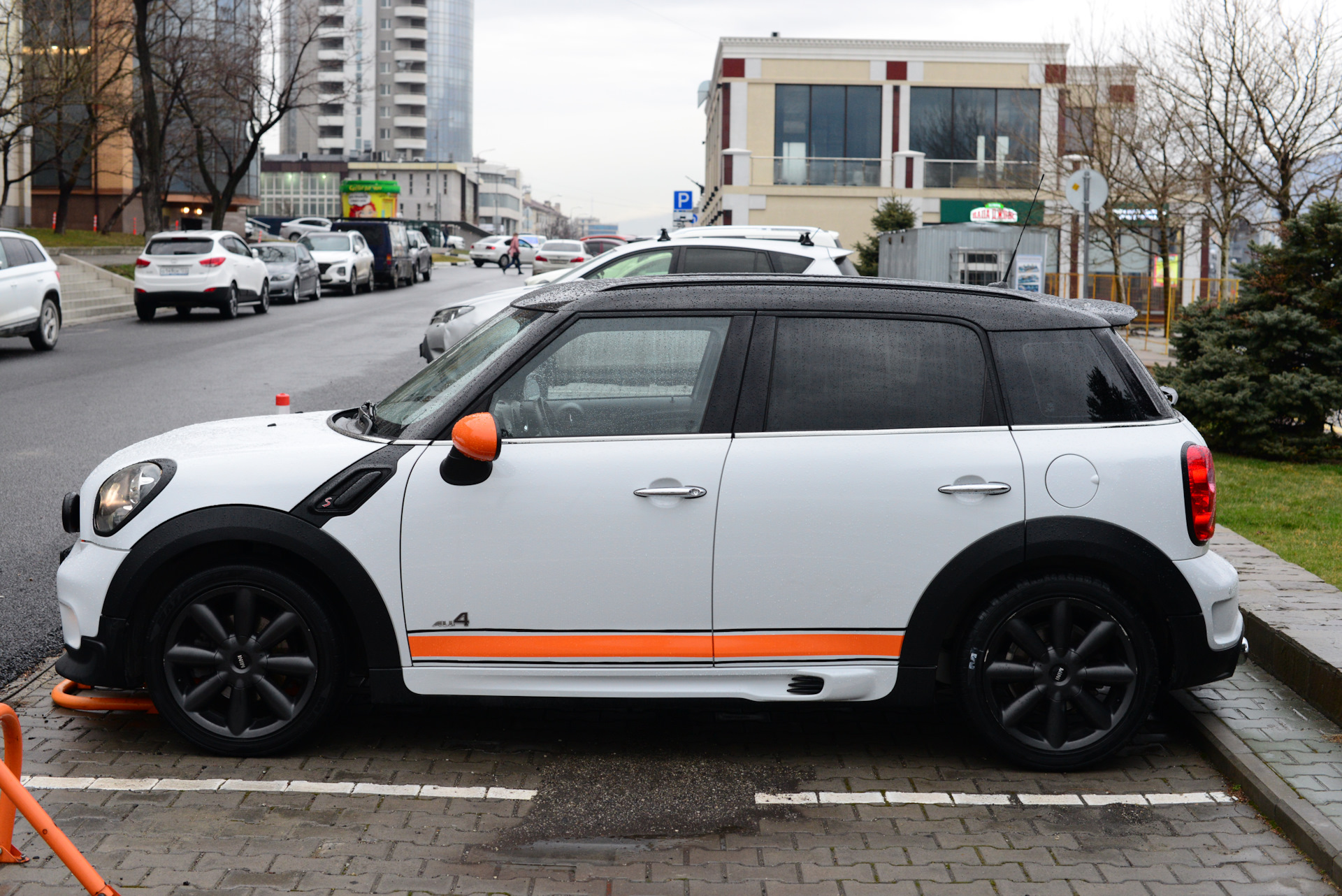 Помощь в выборе полос на борта — MINI Countryman (1G), 2 л, 2012 года |  стайлинг | DRIVE2