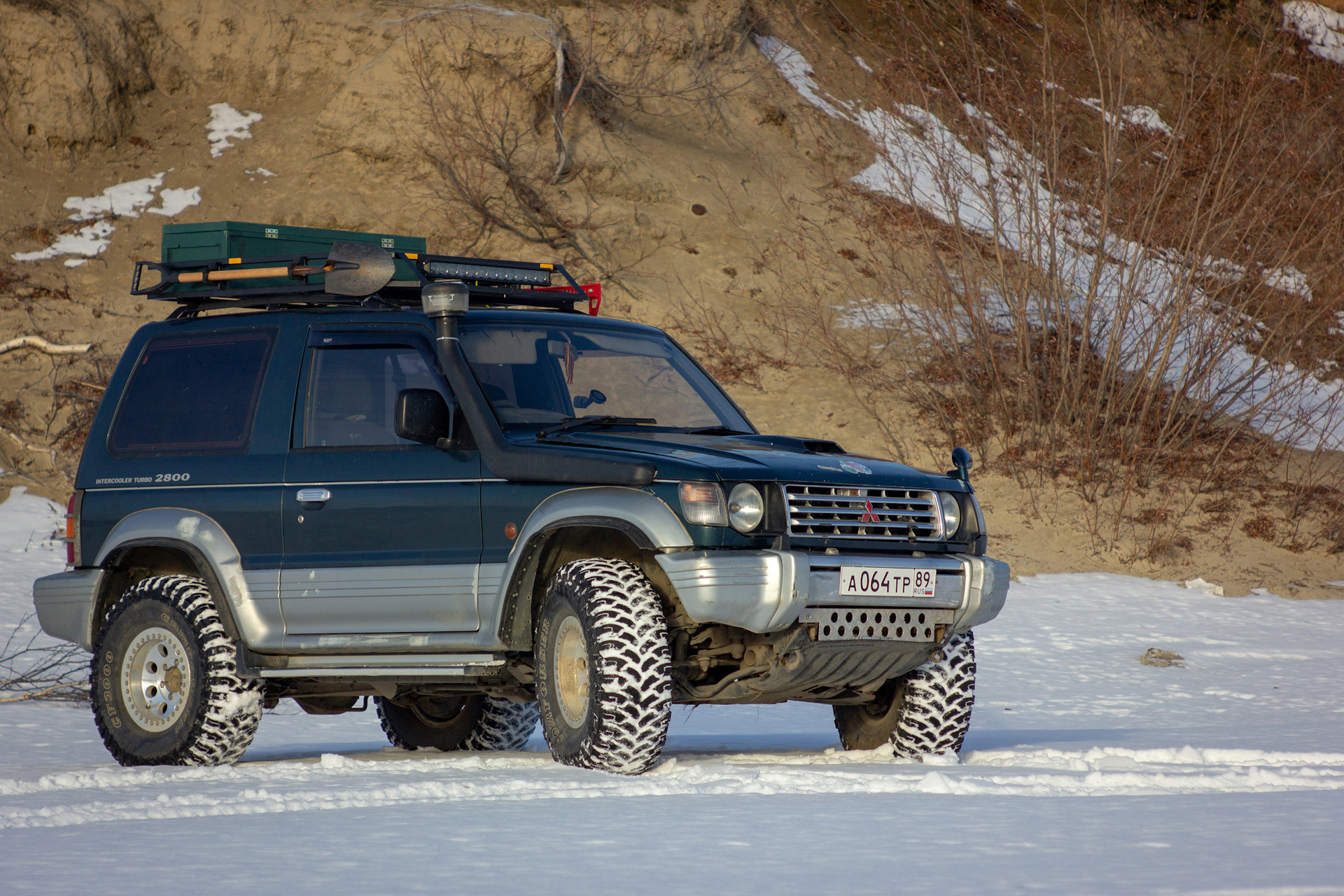 Паджеро 2 ролики. Pajero II. Паджеро 2 рестайл. Pajero 2 off Road. Паджеро 2 с высокой крышей.