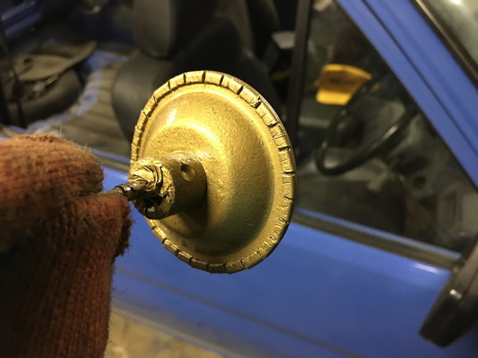 Ремонт вакуумного клапана опережения зажигания — Honda City (1G), 1,2 л ...