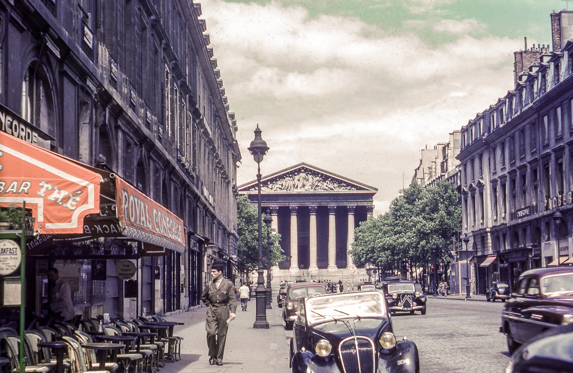 Paris 8. Париж 1948. Avenue Temps perdu Франция улица. Paris Promenade 1990. Rue Royale Paris 14.