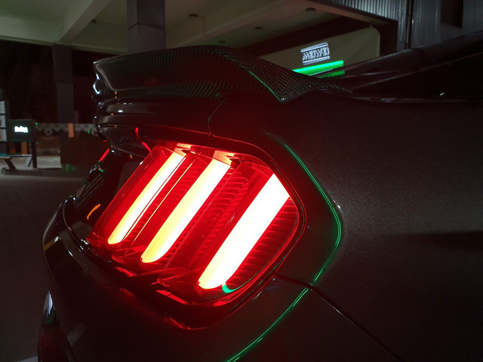 Фото в бортжурнале Ford Mustang (6G)