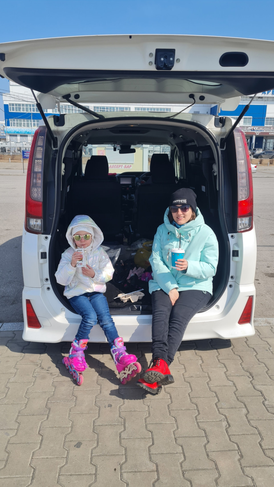 Фото в бортжурнале Toyota Noah (3G)