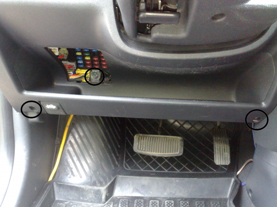 замена лампочек в кнопках ПТФ — Hyundai Getz, 1,6 л, 2008 года | тюнинг ...