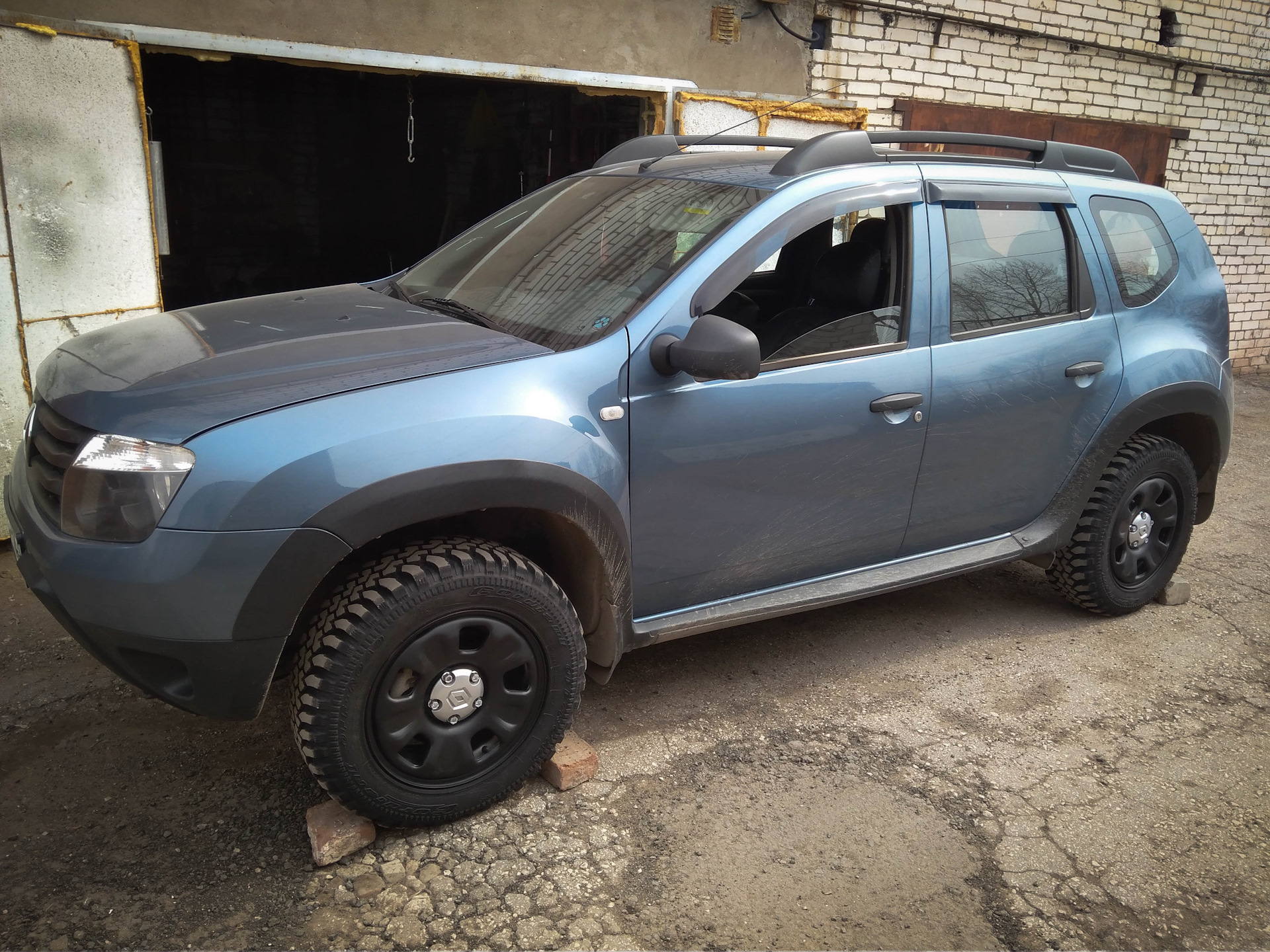 Покраска дисков — Renault Duster (1G), 2 л, 2012 года | колёсные диски |  DRIVE2