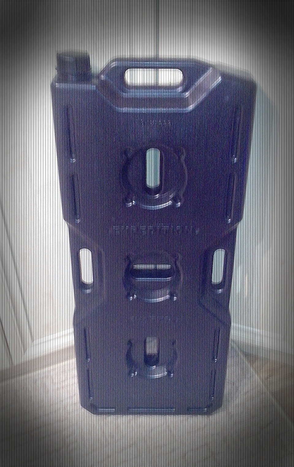 Канистры "Экстрим" — Chevrolet Niva (1G), 1,7 л, 2005 года | аксессуары ...