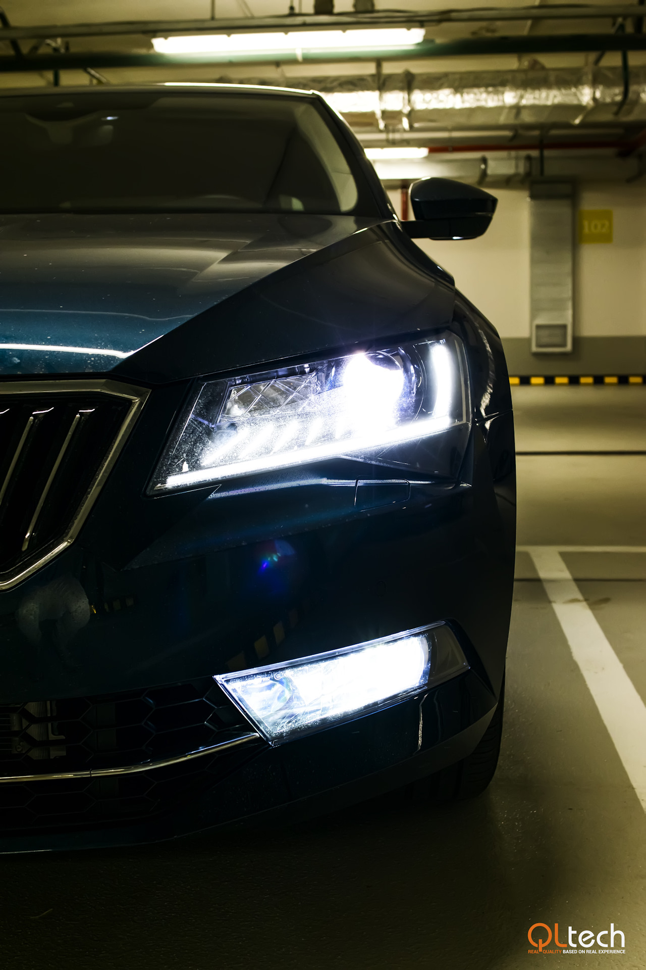 Лампочка заднего габарита шкода суперб 2. Фонарь шкода суперб 2. Superb 2 лампы заднего хода. Задний ход суперб. Задний ход суперб.