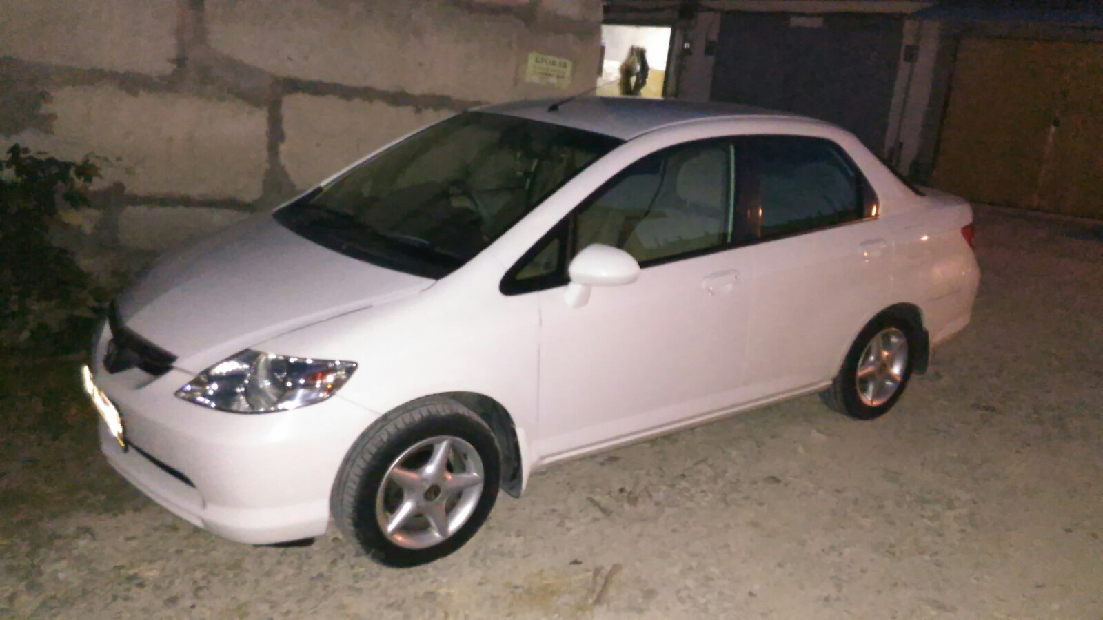 Honda Fit Aria 2003