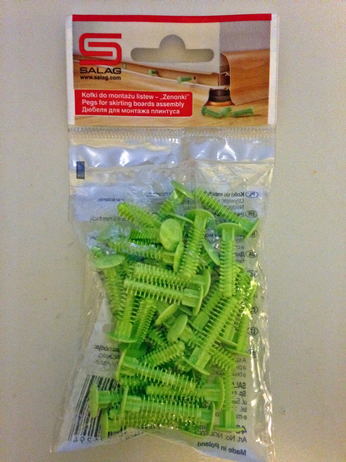 Дюбеля для крепления плинтусов. Дюбеля для крепления плинтусов. Дюбель с саморезом 6х30. Дюбель-гвозди для монтажа плинтуса пвх. Дюбель крепеж к плинтусу пвх (100 шт/уп).