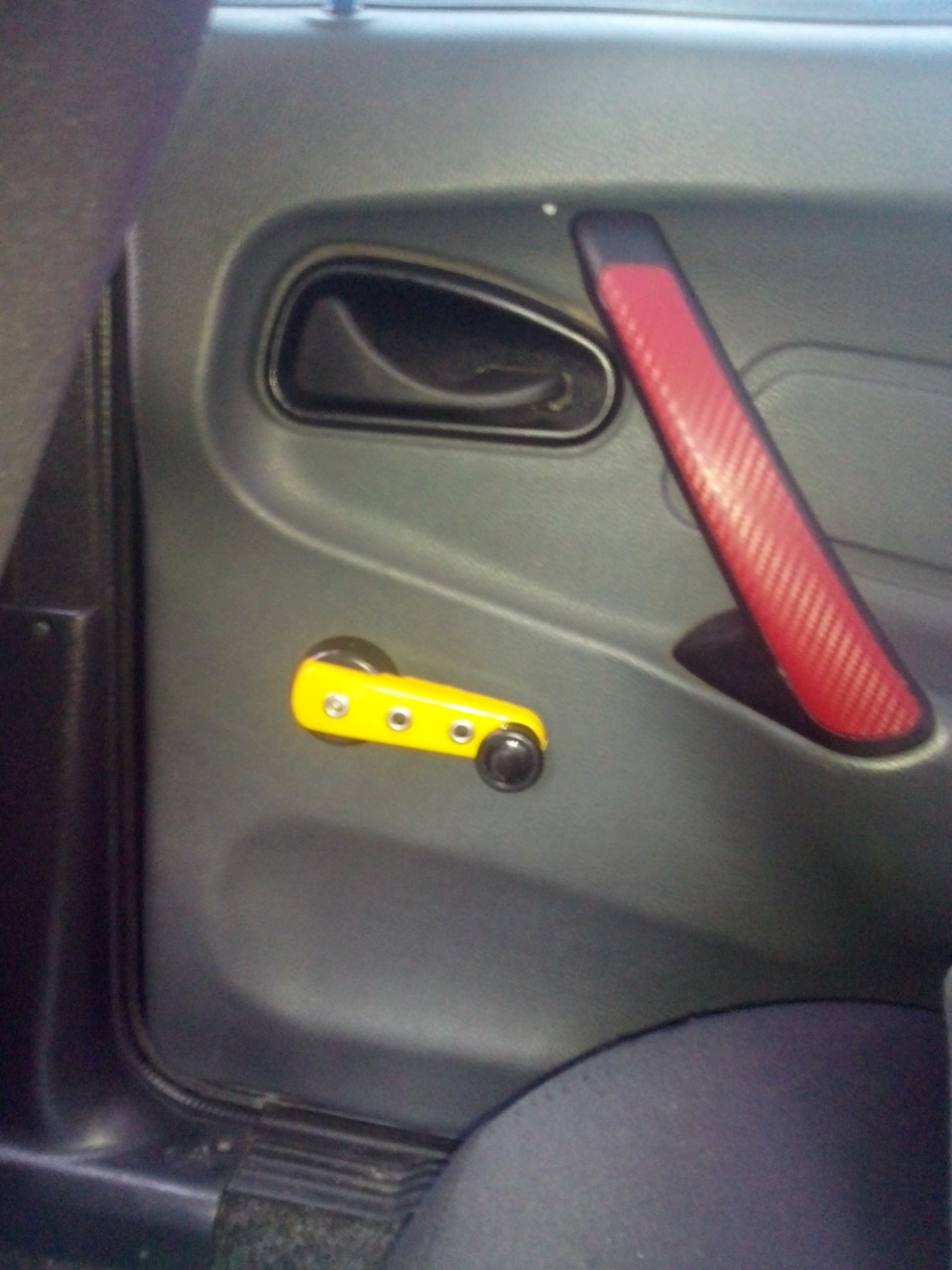 Камера заднего вида и пару ништяков! Установлено! — Lada 2115, 1,6 л ...