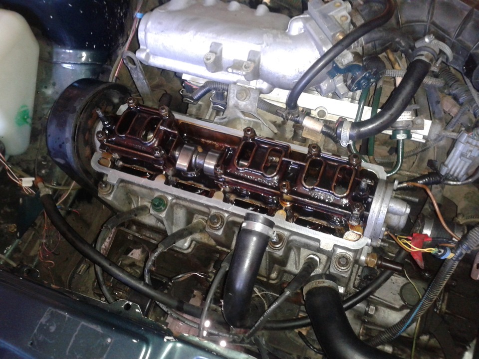 чистка маслоотделителя клапанной крышки — Lada 21099, 1,5 л, 2002 года ...