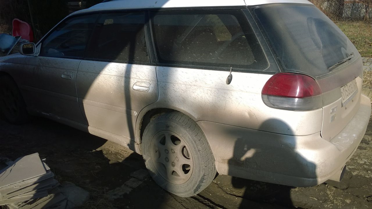 жена помыла машину — Subaru Legacy (BD/BG/BK), 2 л, 1997 года | мойка |  DRIVE2