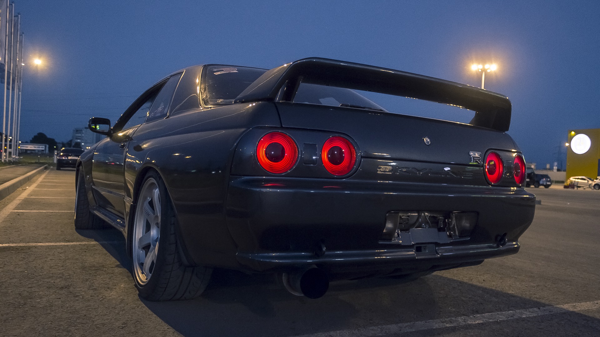 Nissan Skyline Godzilla