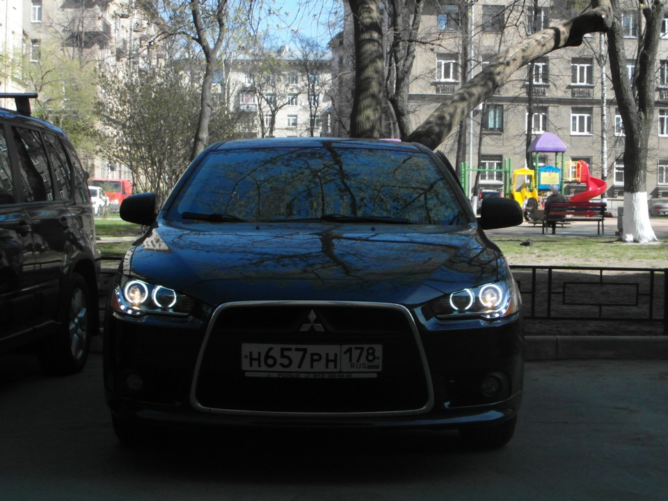 Новые фары! Линзы ближний + CCFL angel eyes — Mitsubishi Lancer X, 1,6 ...