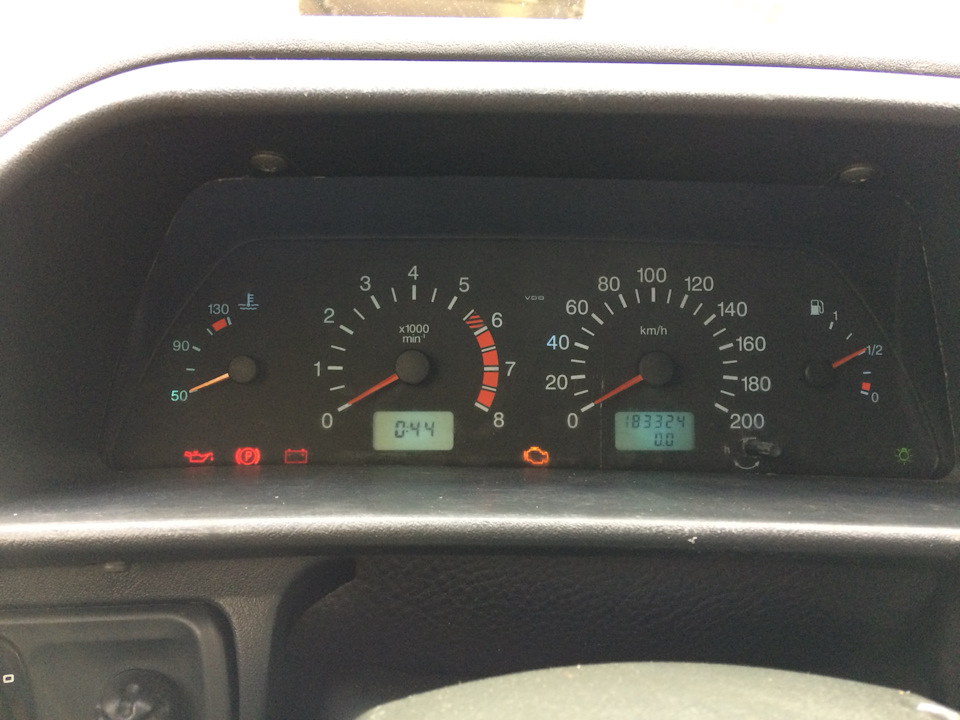 Замена лампочек на светодиоды в приборке — DRIVE2