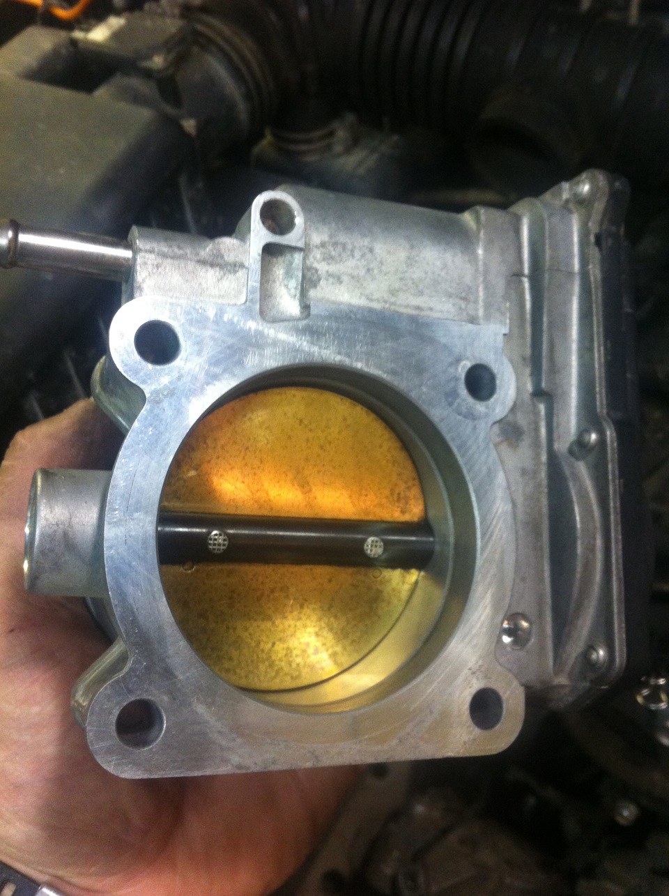 Чистый дроссель, что само по себе редкость.)) — Mitsubishi Pajero (4G)