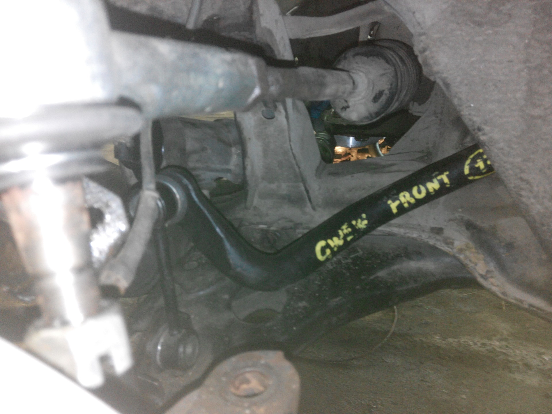 Тойота королла стабилизатор передний. Стойка стабилизатора переднего nissan wingroad y11. Как правильно поставить стабилизатор передний на пассат б6. Крепление стабилизатора ваз 2107. Передний стабилизатор ваз 2110.