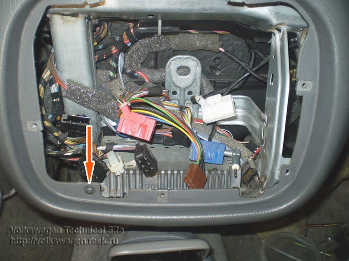 Снятие торпедо Часть 2. - Ford Galaxy (Mk I), 2,3 л, 1998 года своими руками DRI