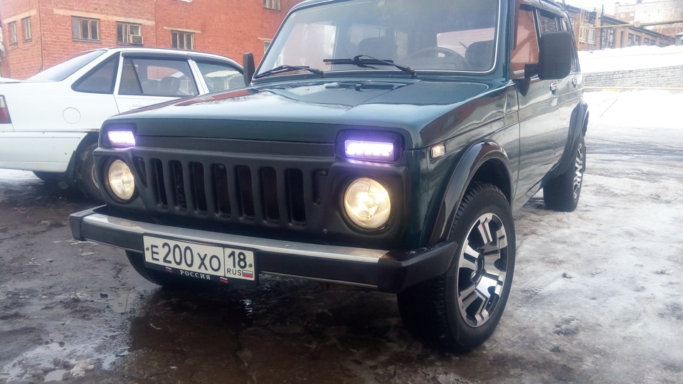 Lada 4x4 5D PREZIDENT