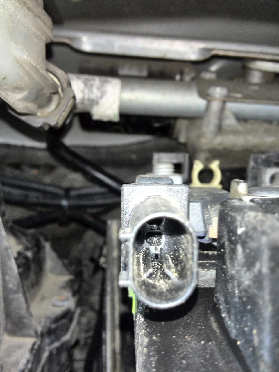 Разъём в блоке к которому отсутствовала фишка — Citroen C4 (1G)