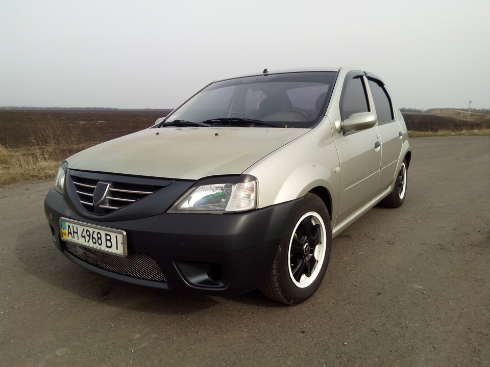 Фото в бортжурнале Dacia Logan (1G)
