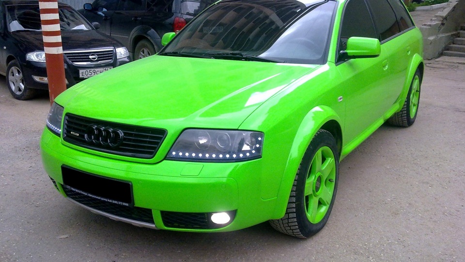 Салатовая Ауди rs6 c6