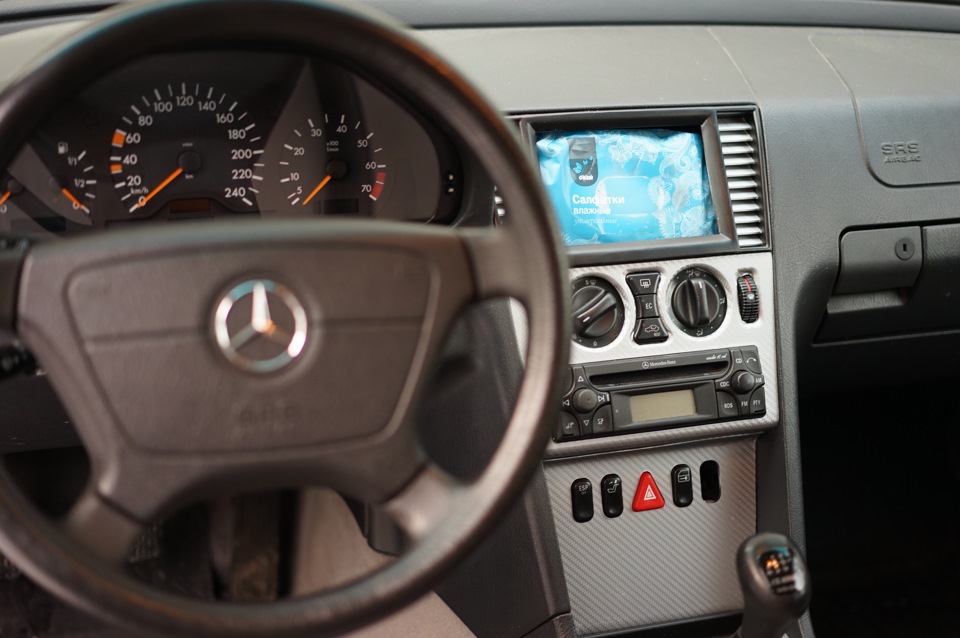 Mercedes Benz w202 Interior