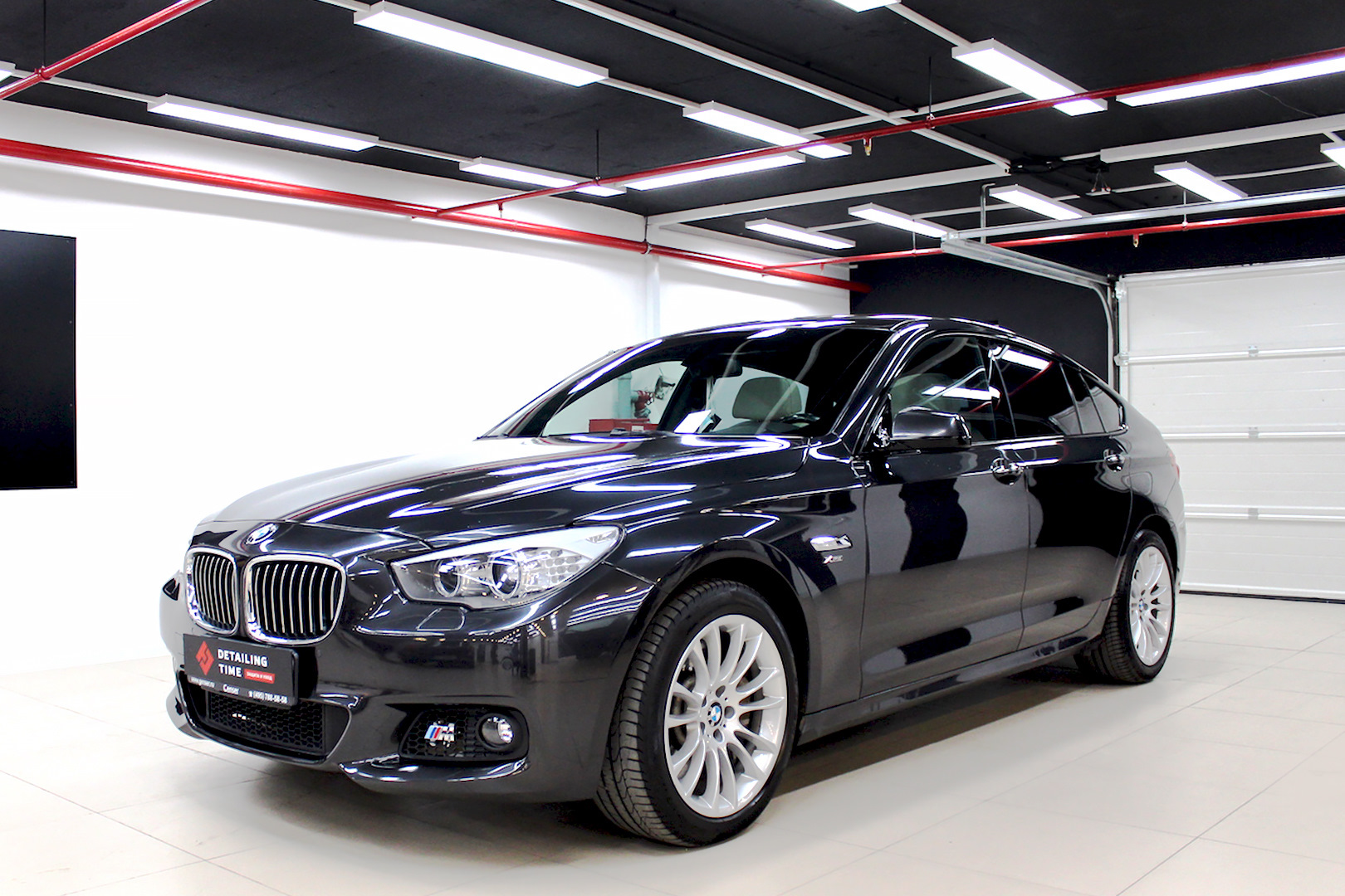 Gt detailing. 140601 BMW gt 550. BMW detailing. Детейлинг.