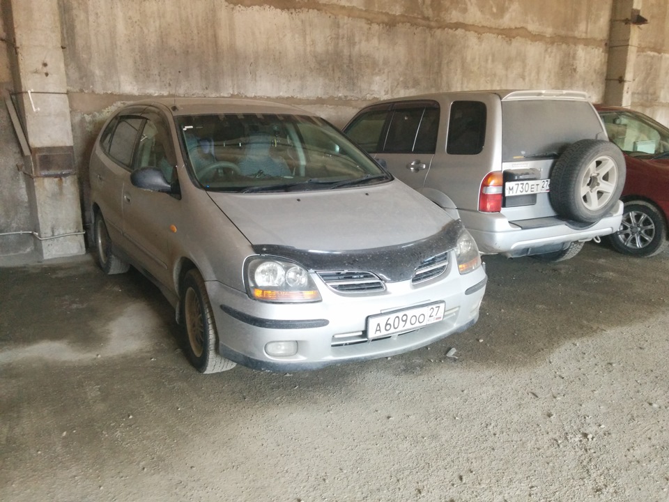 Долгожданная замена лобового стекла — Nissan Tino, 1,8 л, 1998 года ...